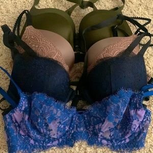 Set of 4 Victoria’s Secret Bras